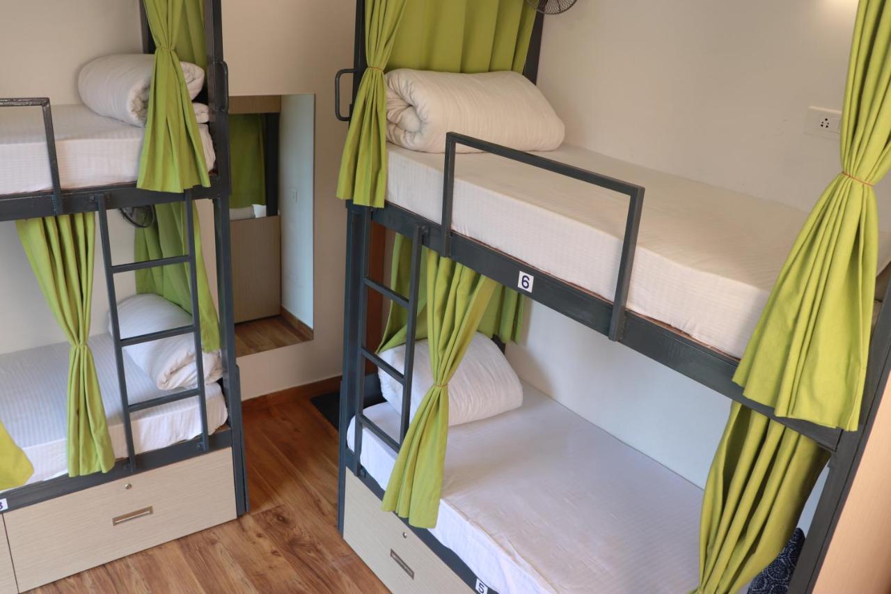 The Blue Jay Hostel - Dorms & Rooms Rishīkesh Zewnętrze zdjęcie